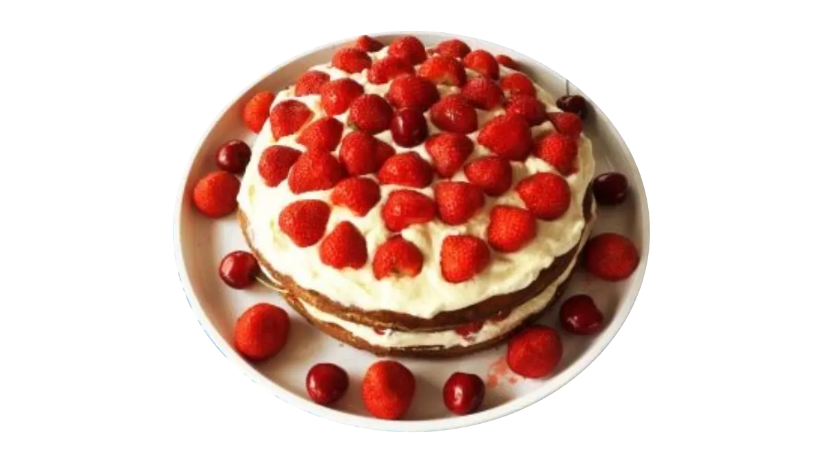 Nahaufnahme einer Erdbeertorte als Illustration für den Prozess der Wahrnehmung der fünf Skandhas.
